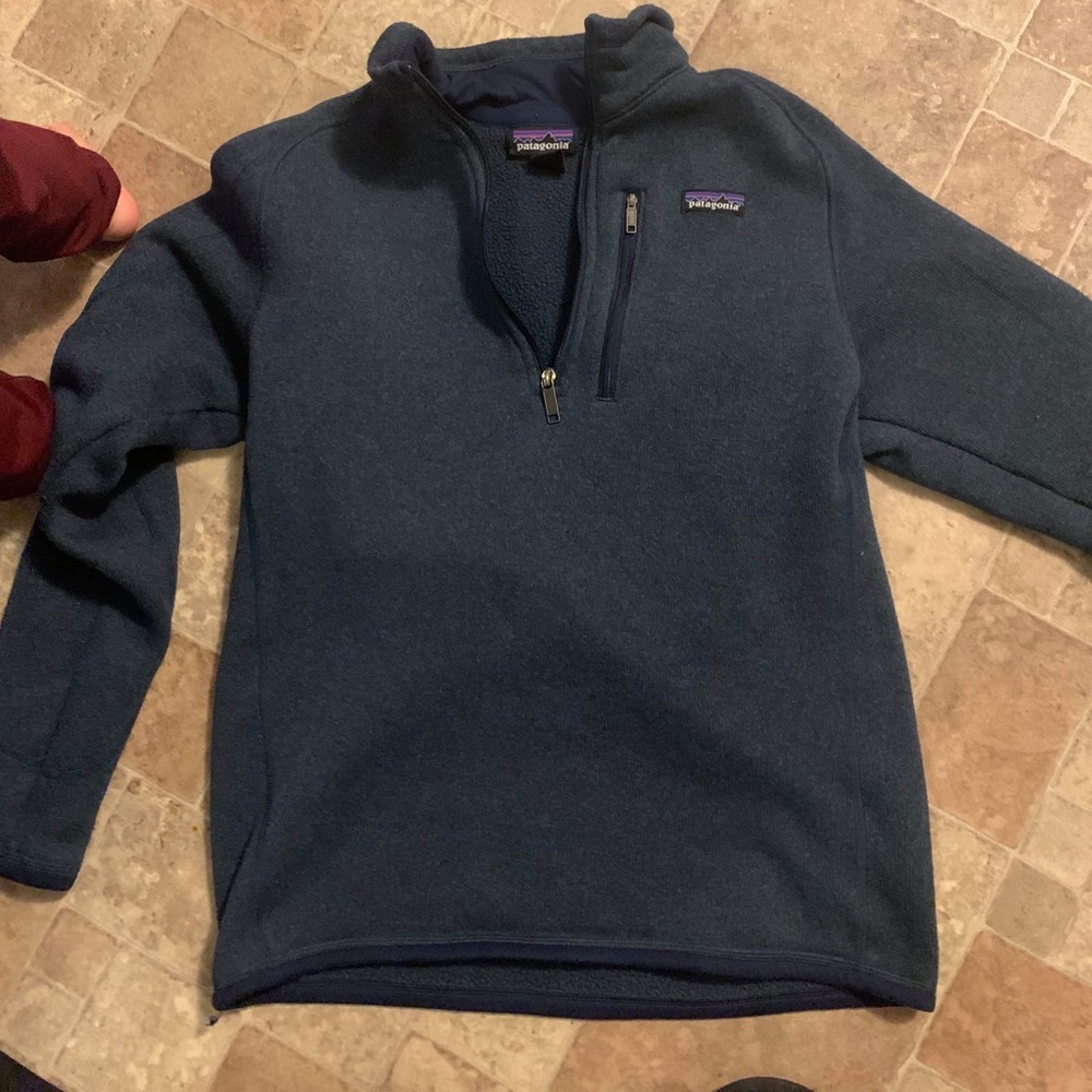 Men’s Patagonia medium sweater